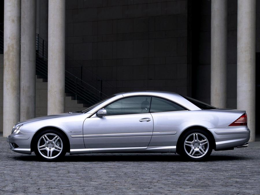  Mercedes-Benz CL55 AMG 2002 года  (фото 4 из 12)